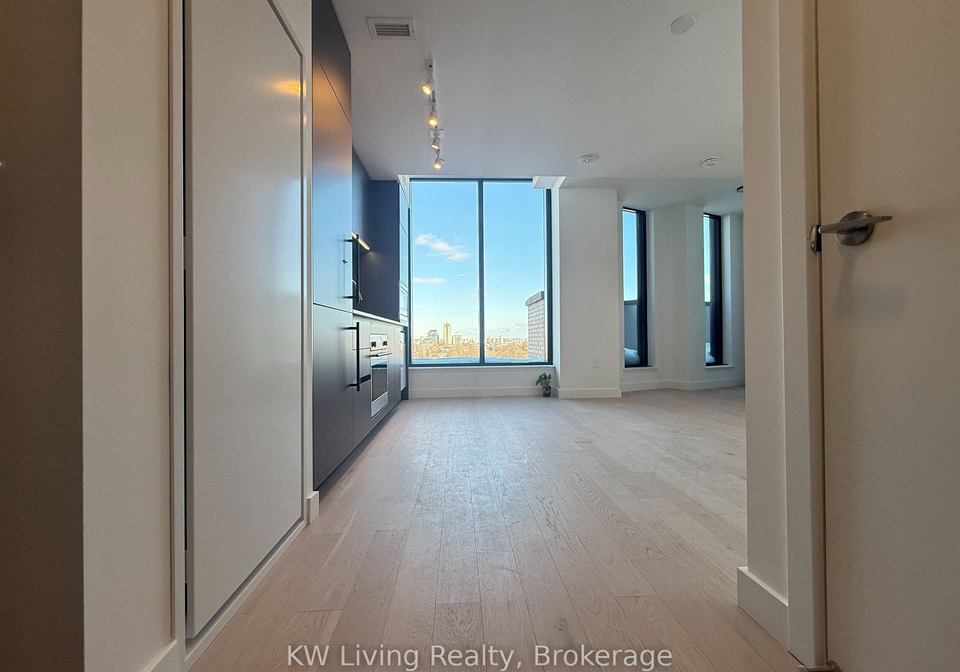 1720-bayview-avenue-toronto-ontario-c12743194