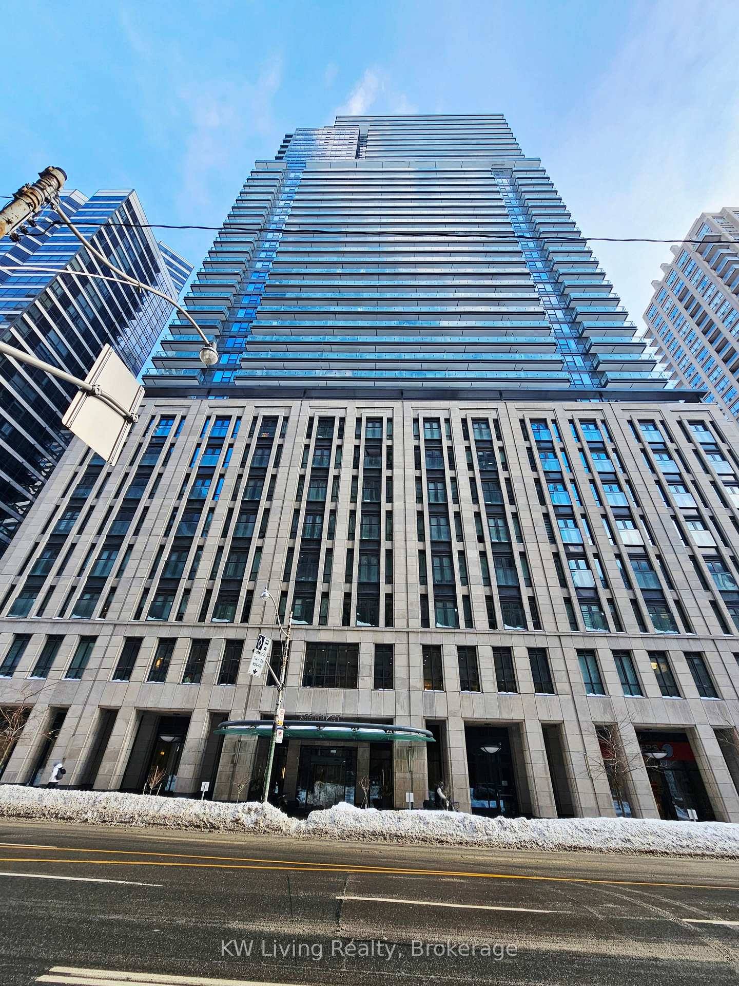 955-bay-street-toronto-ontario-c12743392