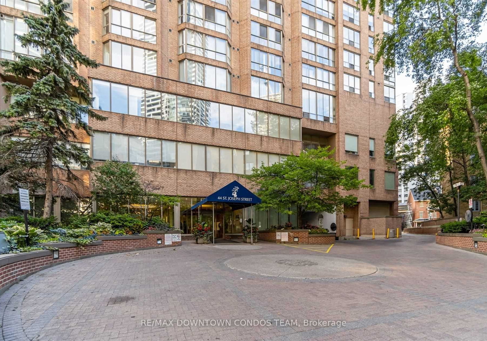 44-st-joseph-street-toronto-ontario-c12743404