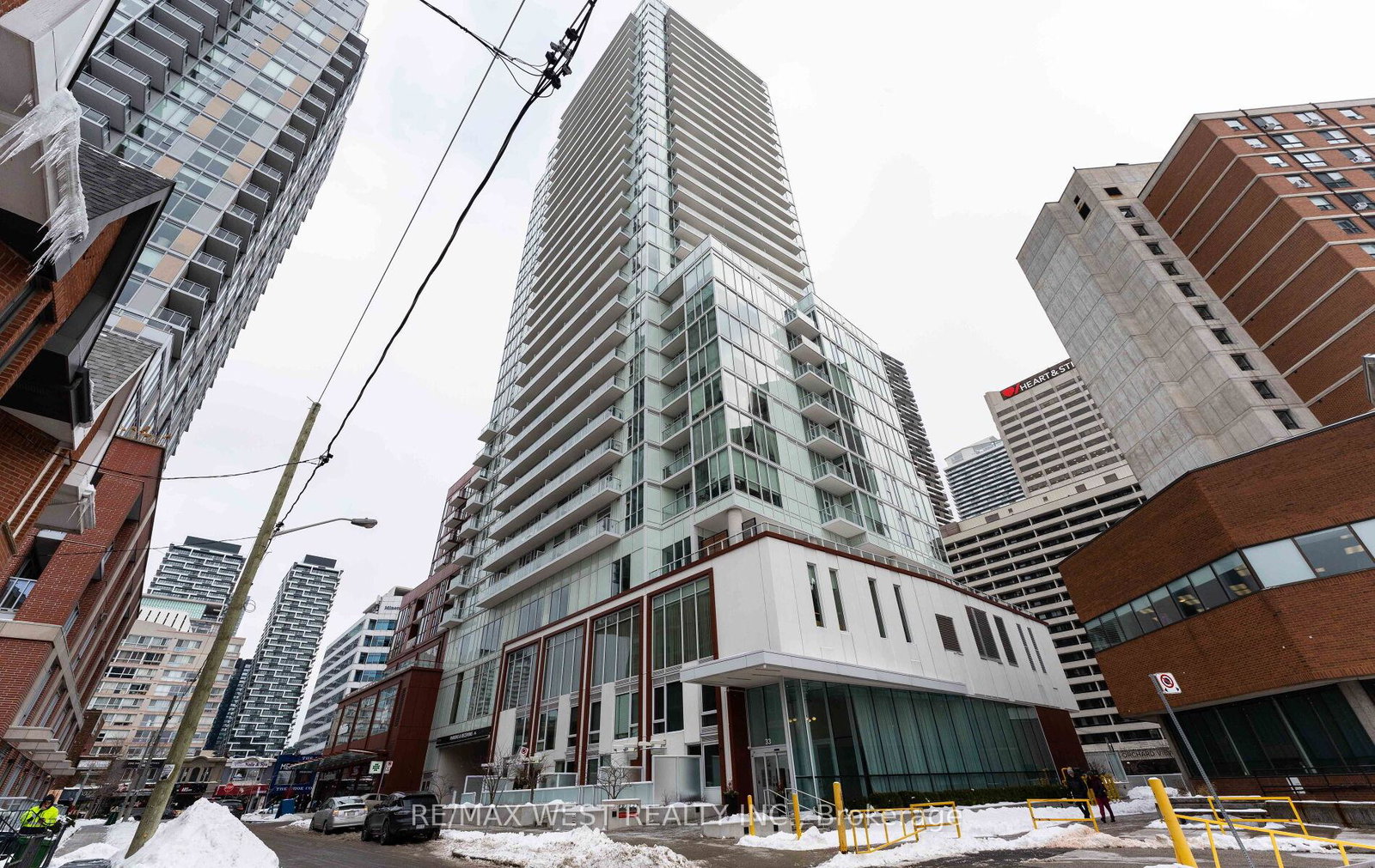 33-helendale-avenue-toronto-ontario-c12743688