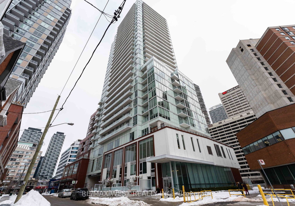 33-helendale-avenue-toronto-ontario-c12743688