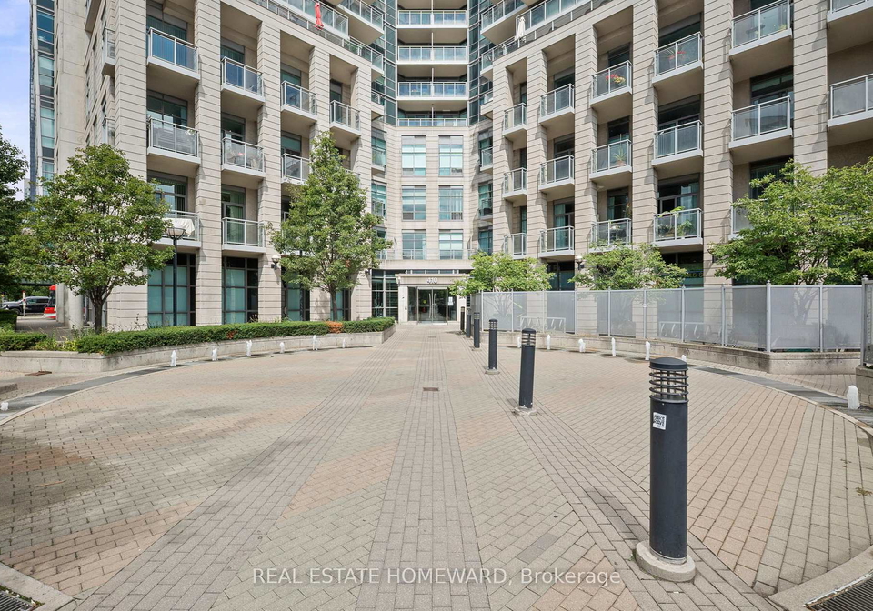 410-queens-quay-w-toronto-ontario-c12743708