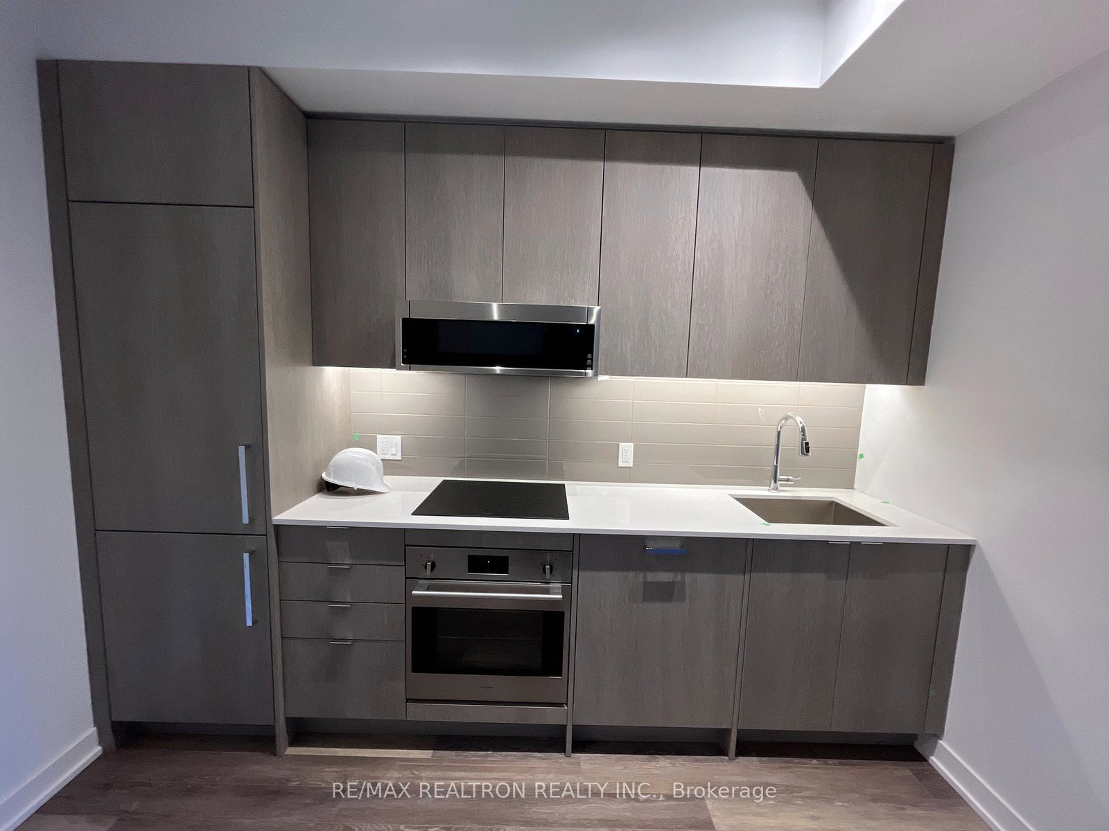 250-lawrence-avenue-w-toronto-ontario-c12743722