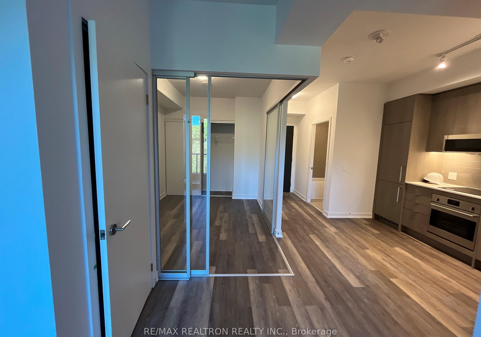 250-lawrence-avenue-w-toronto-ontario-c12743722