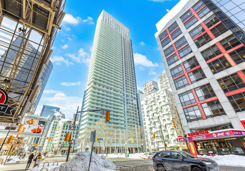 300-front-street-w-toronto-ontario-c12743922