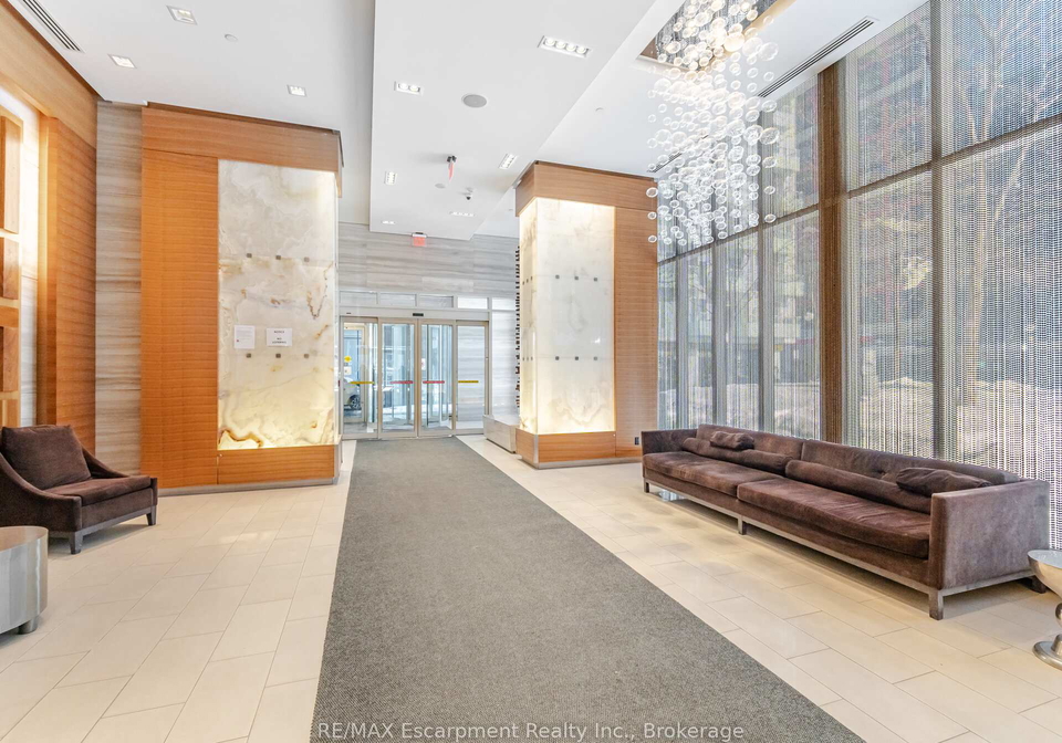 300-front-street-w-toronto-ontario-c12743922