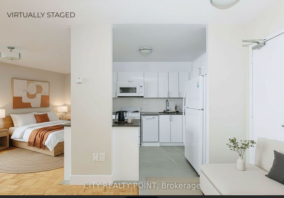 666-spadina-avenue-toronto-ontario-c12743990