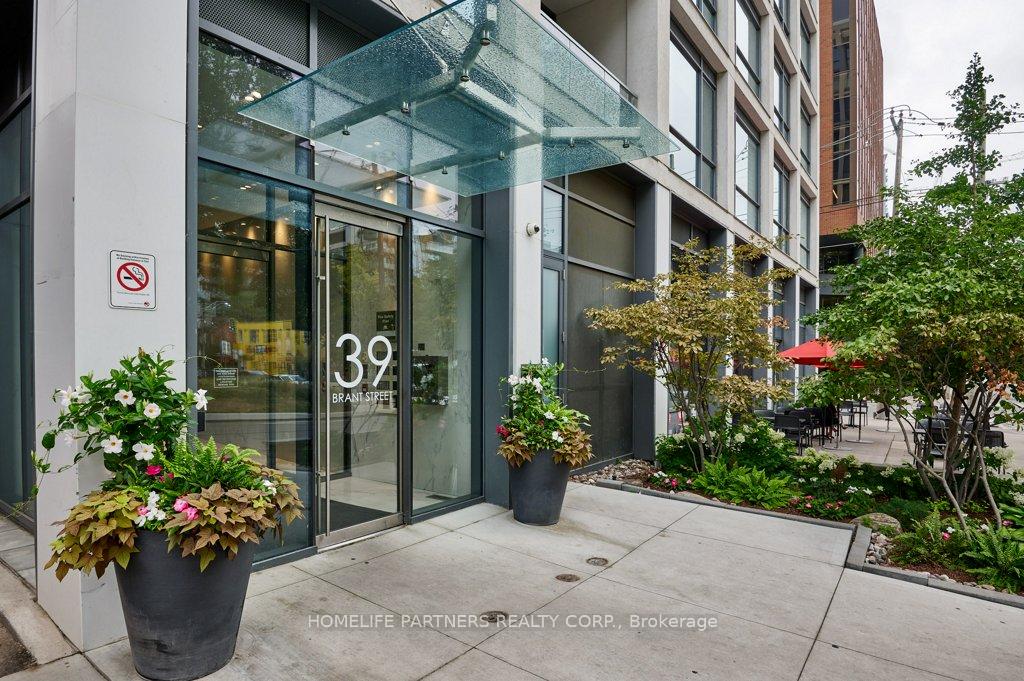 39-brant-street-toronto-ontario-c12743992