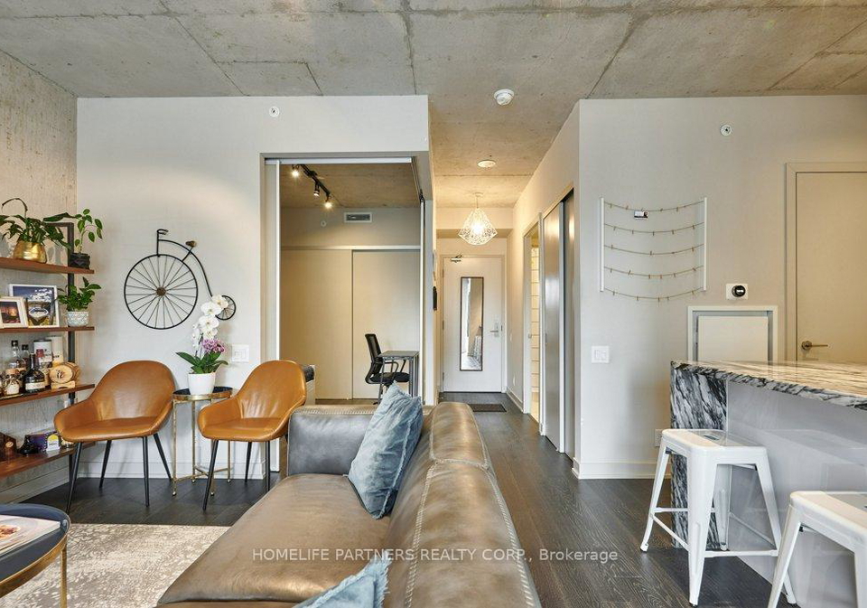 39-brant-street-toronto-ontario-c12743992