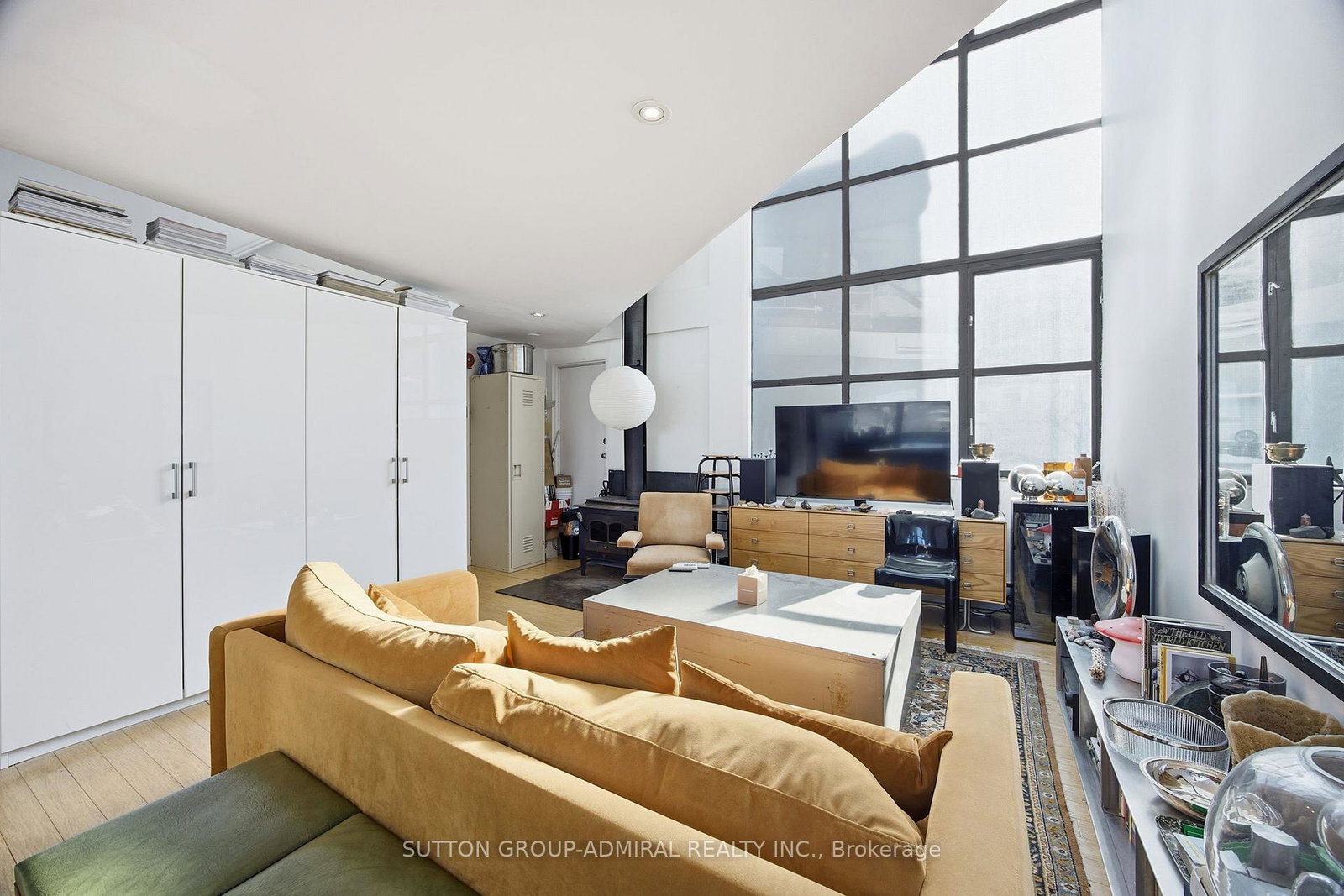 1024-queen-street-w-toronto-ontario-c12744116