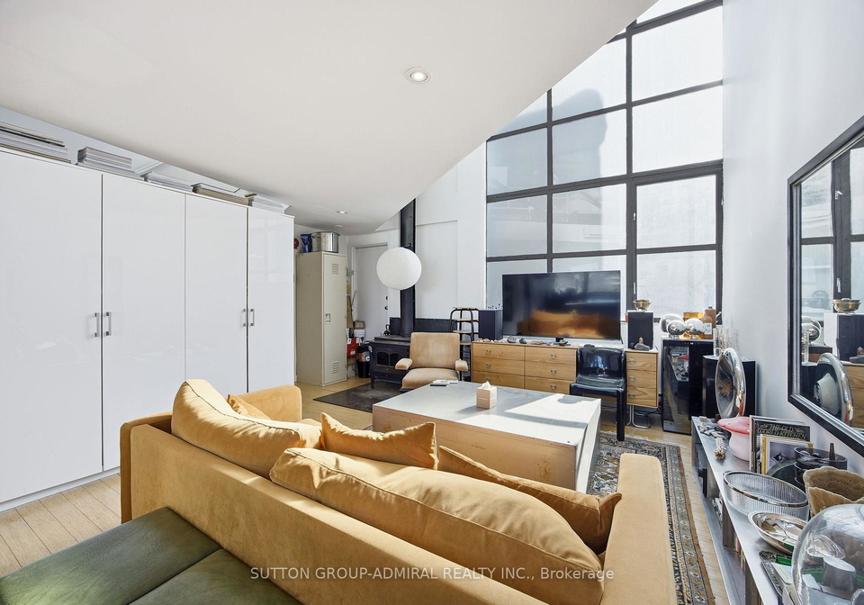 1024-queen-street-w-toronto-ontario-c12744116