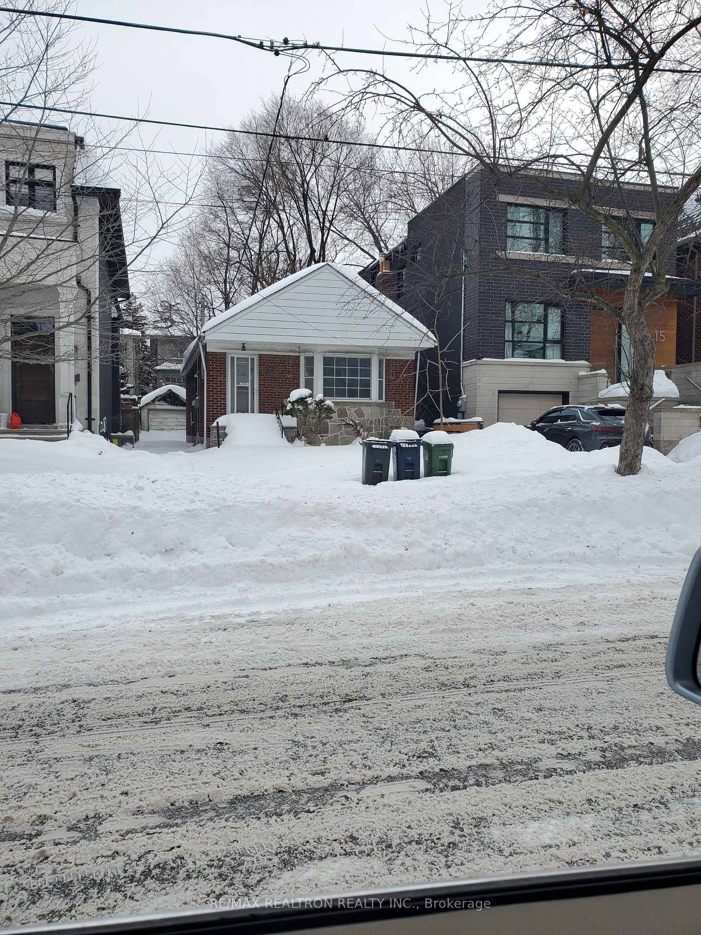 11-carmichael-avenue-toronto-ontario-c12744356