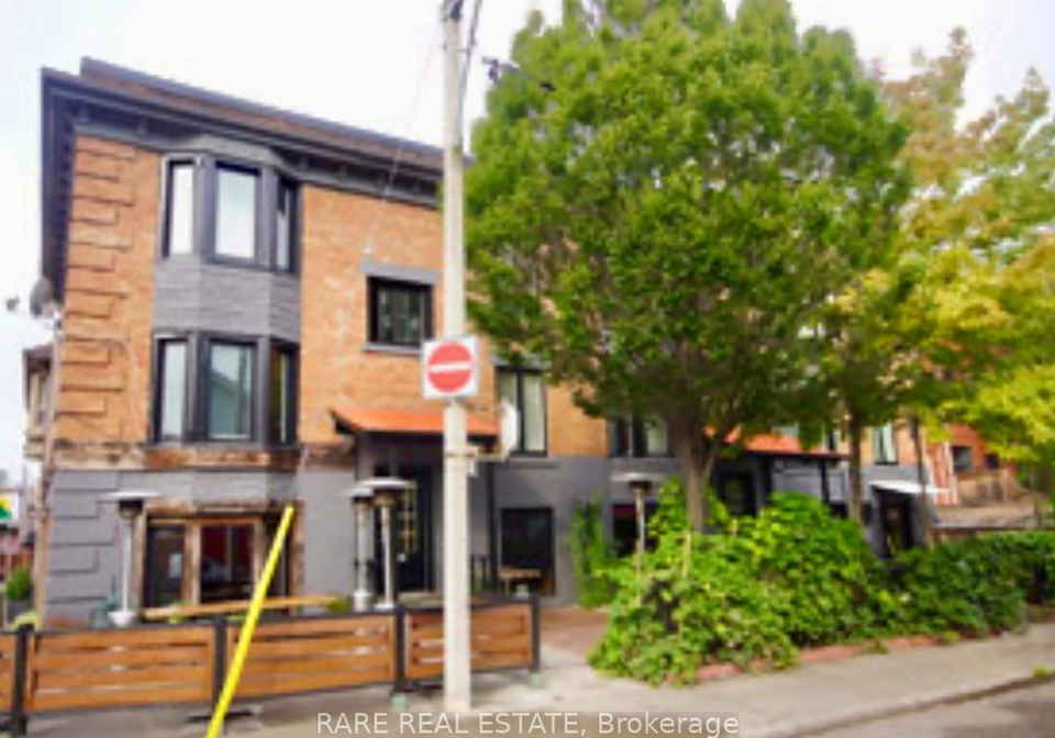 196-robert-street-toronto-ontario-c12744618