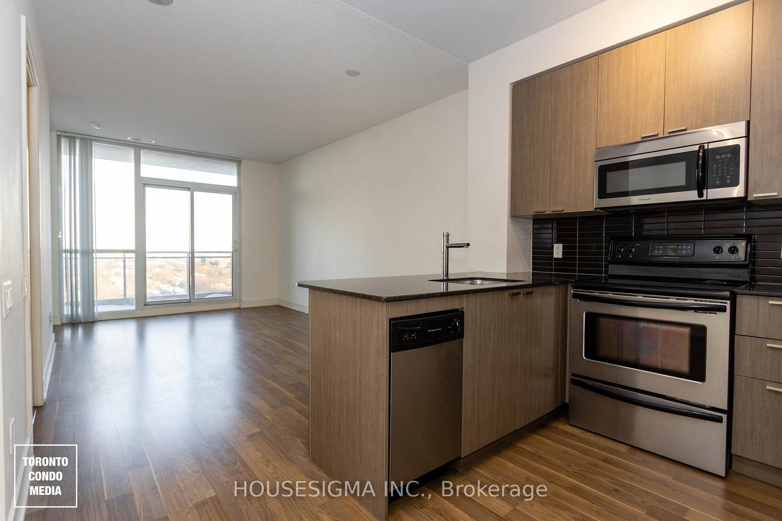 23-sheppard-avenue-e-north-york-ontario-c12744774