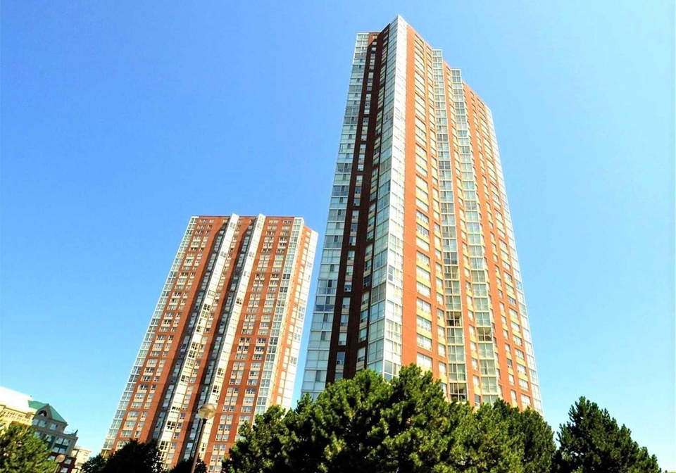 7-concorde-place-north-york-ontario-c12744802
