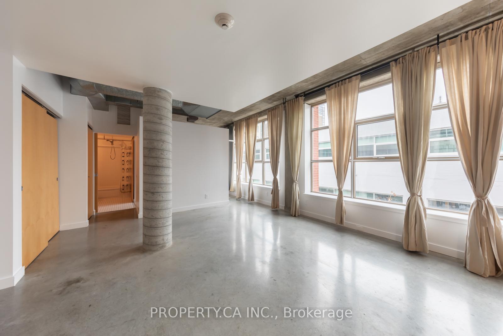 29-camden-street-toronto-ontario-c12744834