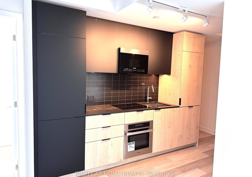 28-eastern-avenue-toronto-ontario-c12745348