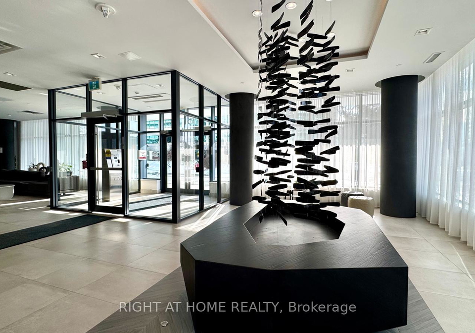 180-fairview-mall-drive-north-york-ontario-c12745432