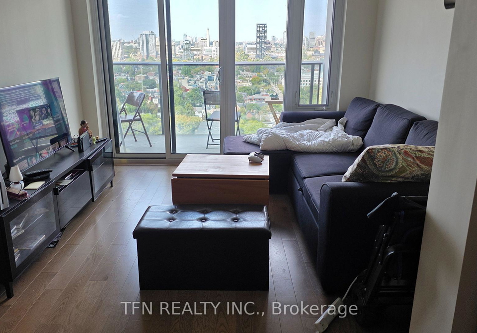 330-richmond-street-w-toronto-ontario-c12745480