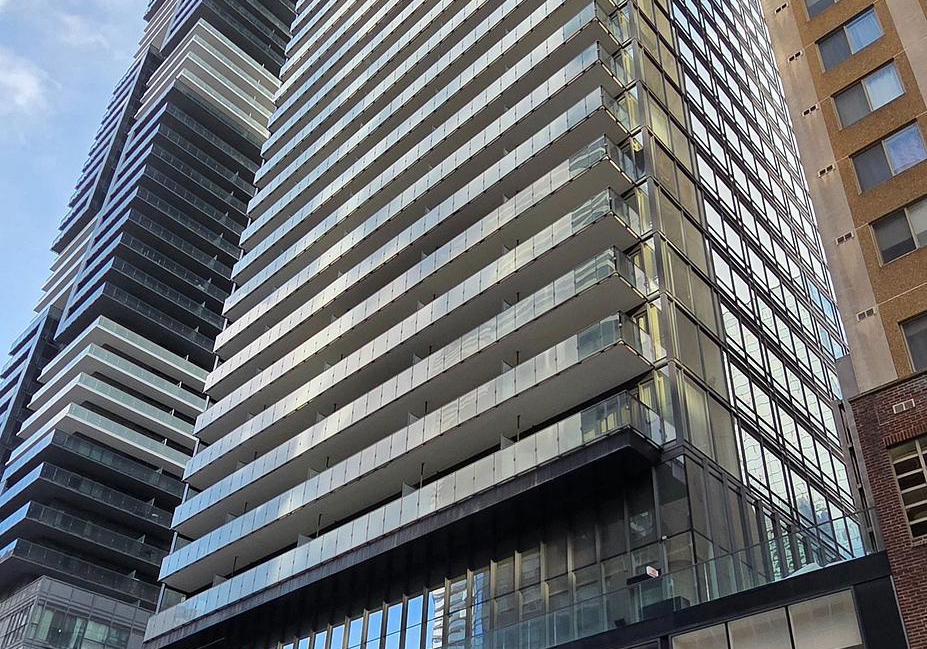 15-grenville-street-toronto-ontario-c12745656