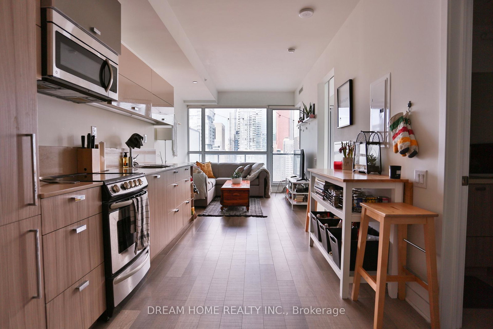 290-adelaide-street-w-toronto-ontario-c12745676