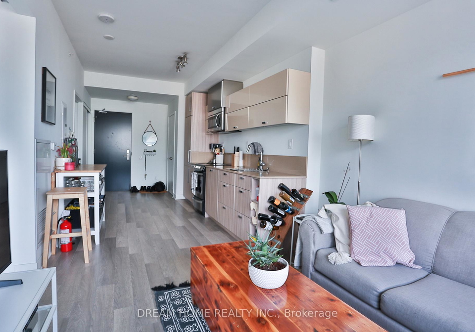 290-adelaide-street-w-toronto-ontario-c12745676