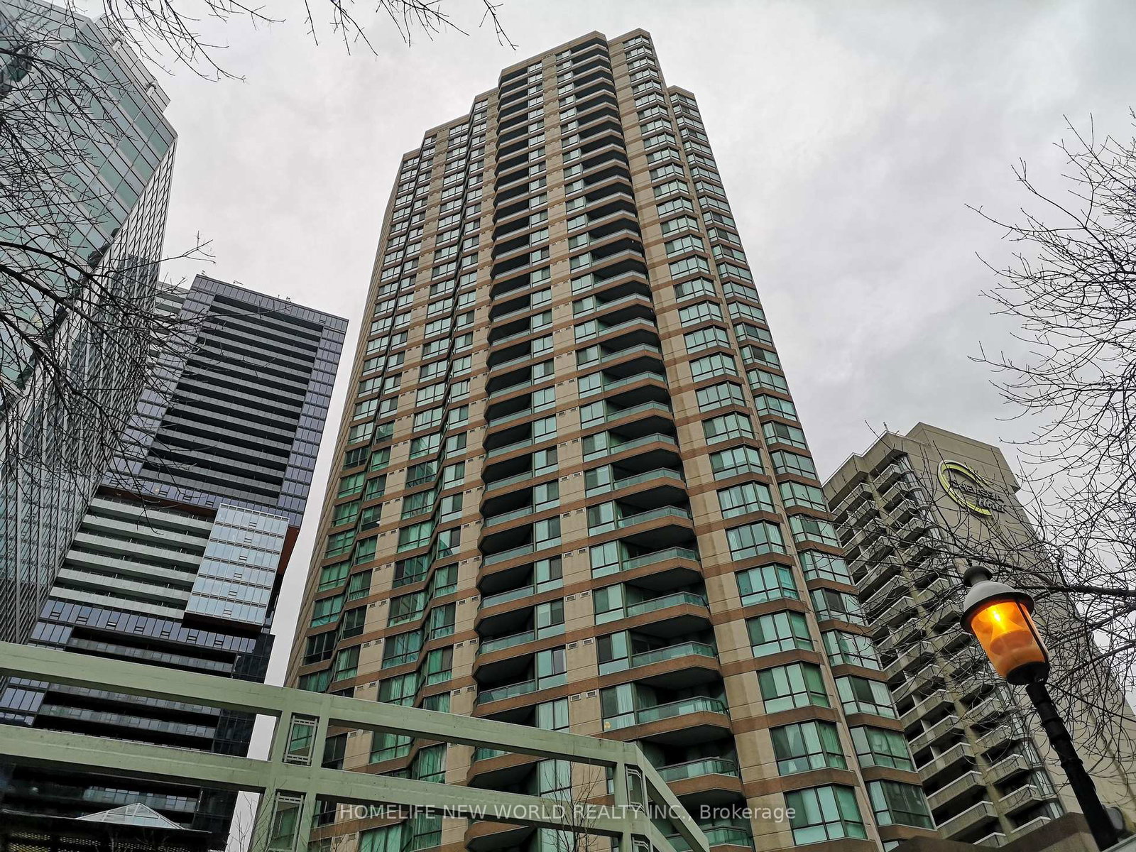 38-elm-street-toronto-ontario-c12745714