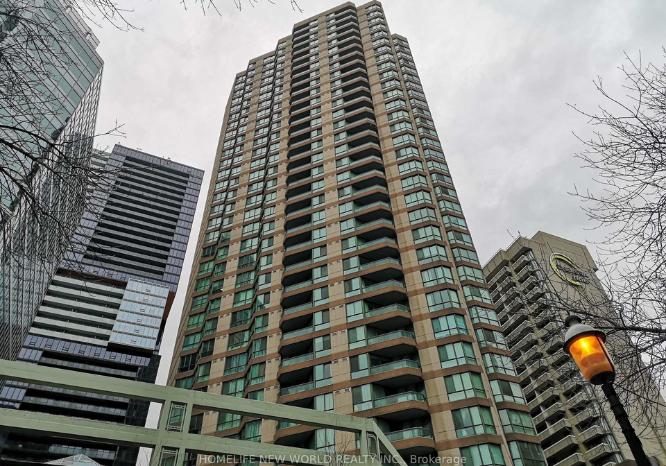 38-elm-street-toronto-ontario-c12745714