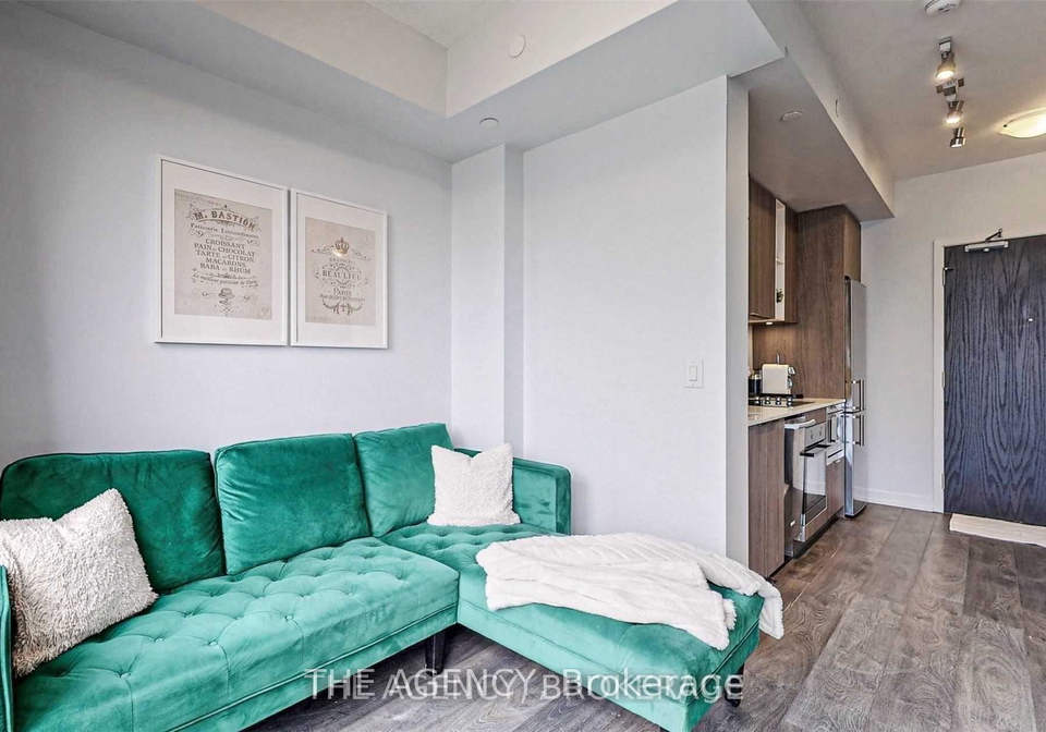 200-sackville-street-toronto-ontario-c12745964