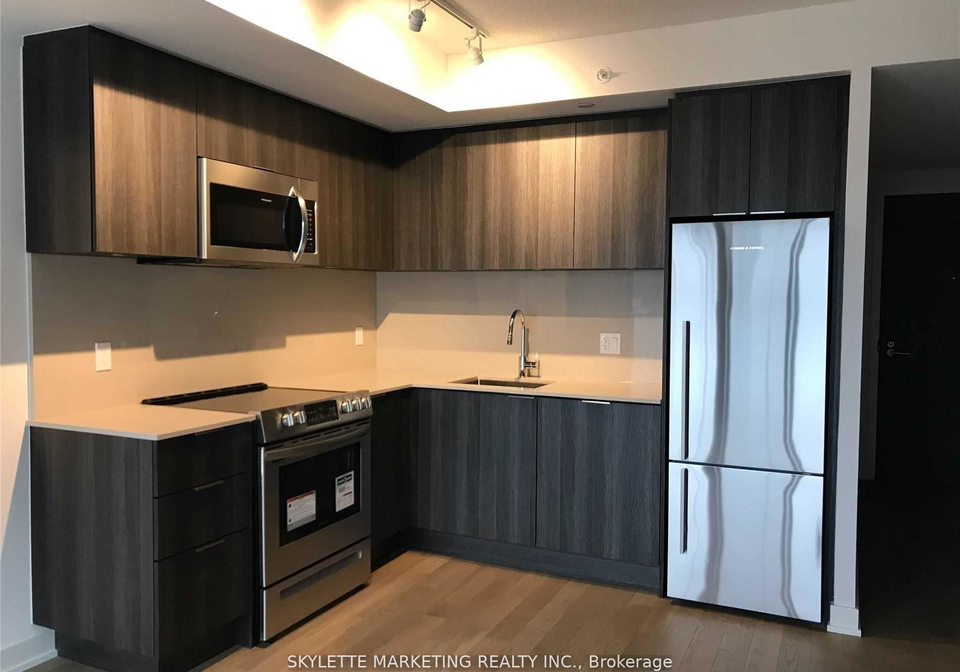 25-richmond-street-e-toronto-ontario-c12746016