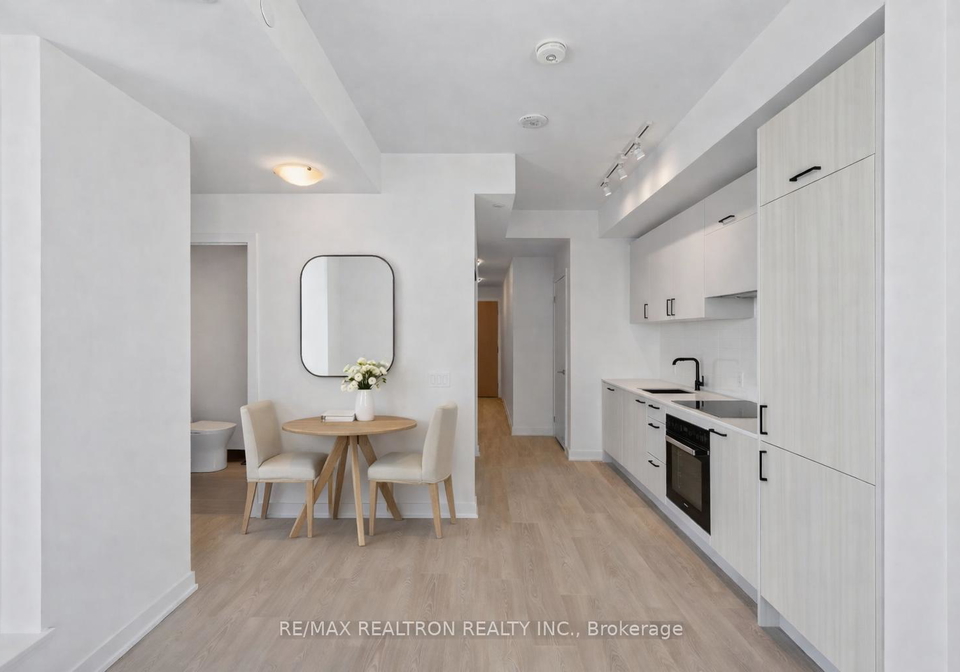 1-quarrington-lane-north-york-ontario-c12746152