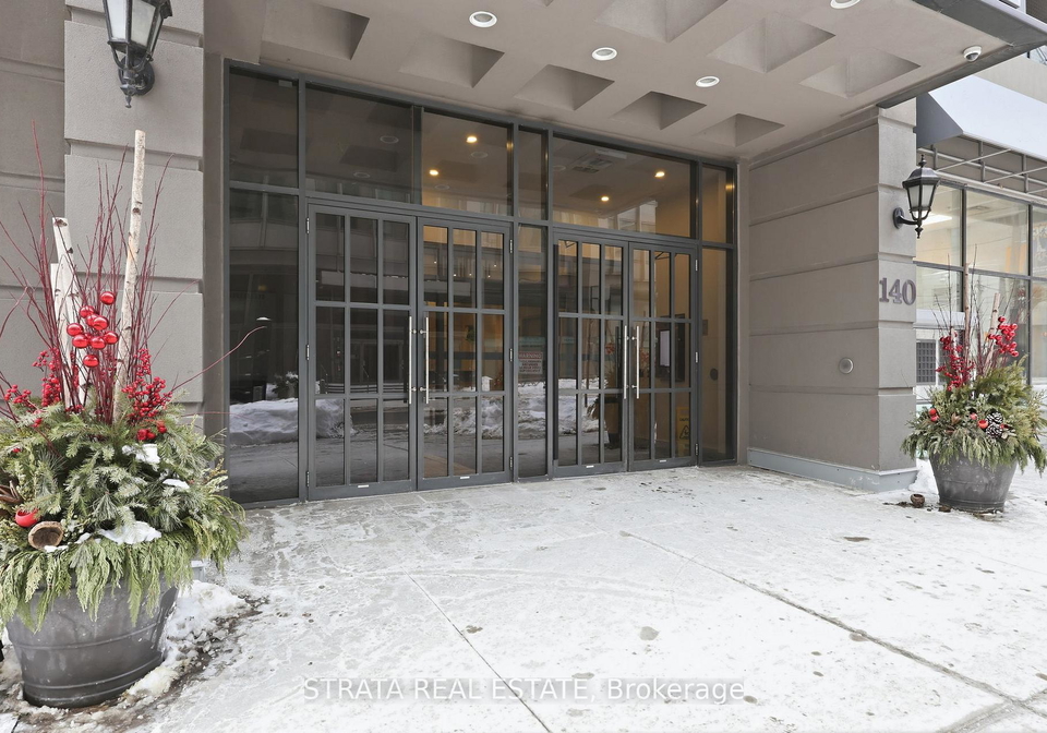 140-simcoe-street-toronto-ontario-c12746196