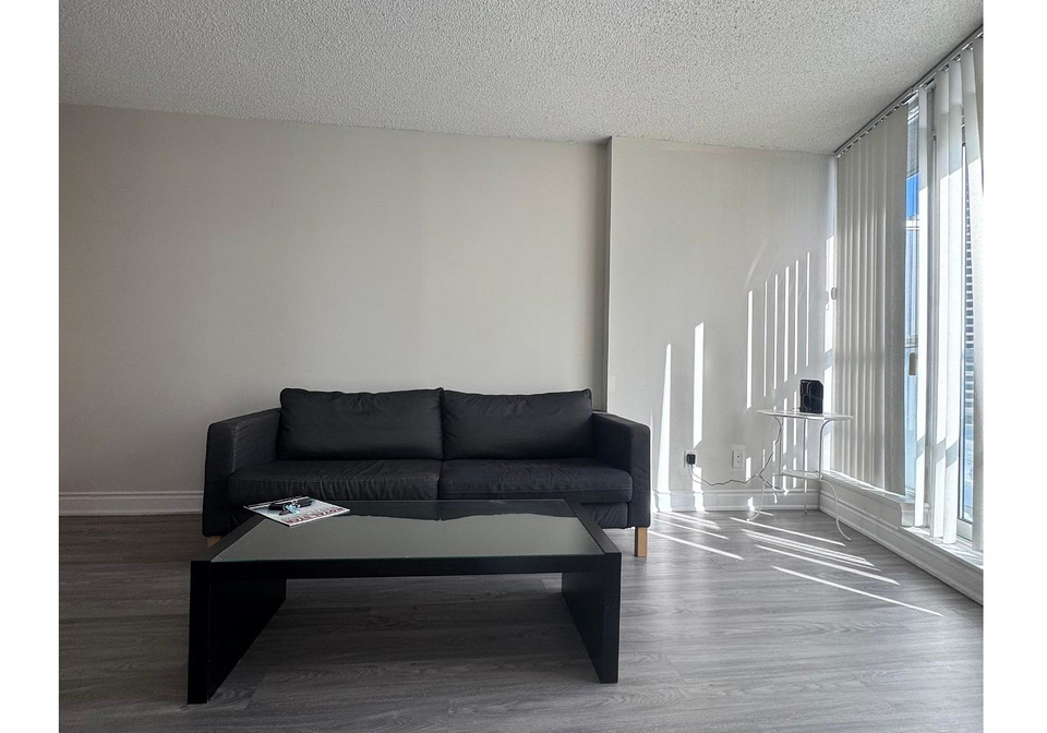 208-queens-quay-w-toronto-ontario-c12746244