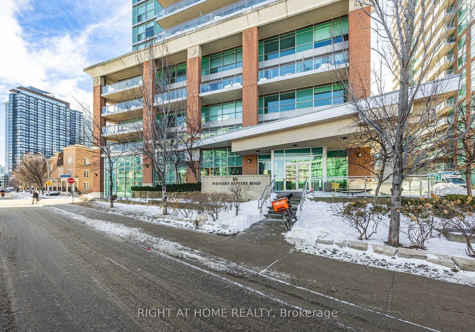 80-western-battery-road-n-toronto-ontario-c12746508