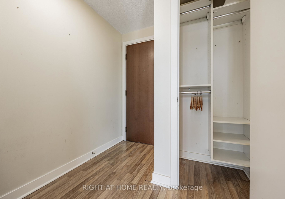 80-western-battery-road-n-toronto-ontario-c12746508