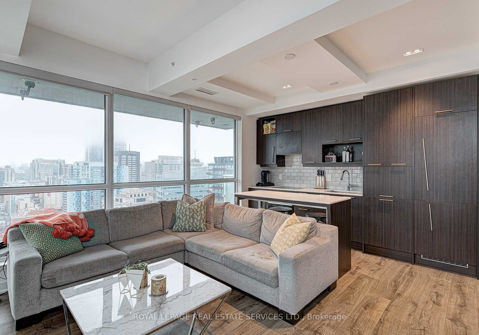 30-nelson-street-toronto-ontario-c12746596