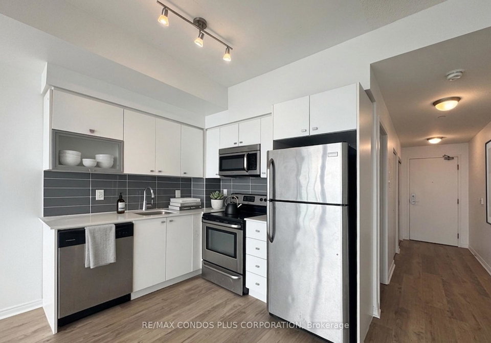 150-east-liberty-street-toronto-ontario-c12746980
