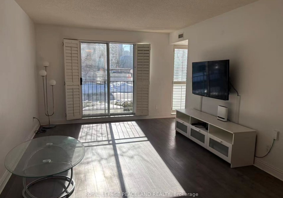 38-hollywood-avenue-north-york-ontario-c12747128