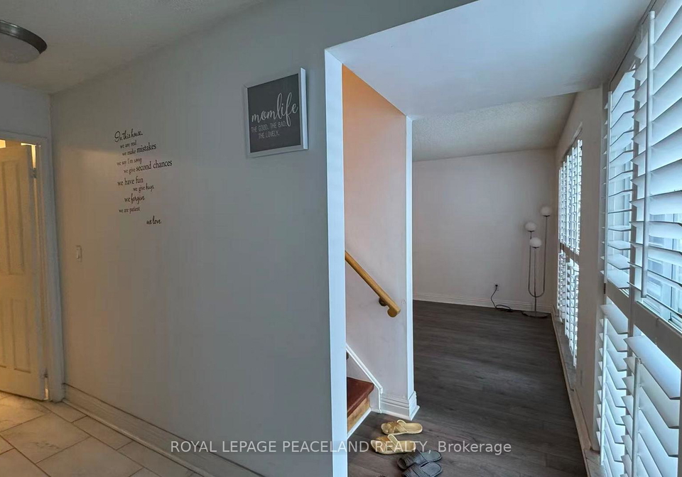 38-hollywood-avenue-north-york-ontario-c12747128