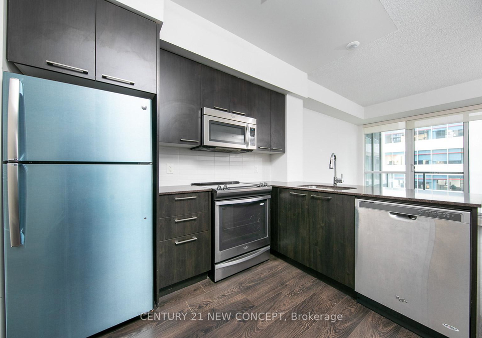 30-roehampton-avenue-toronto-ontario-c12747834