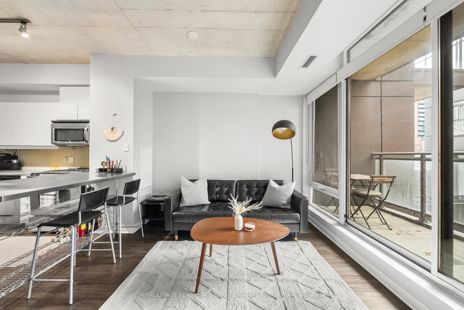 127-queen-street-e-toronto-ontario-c12748174