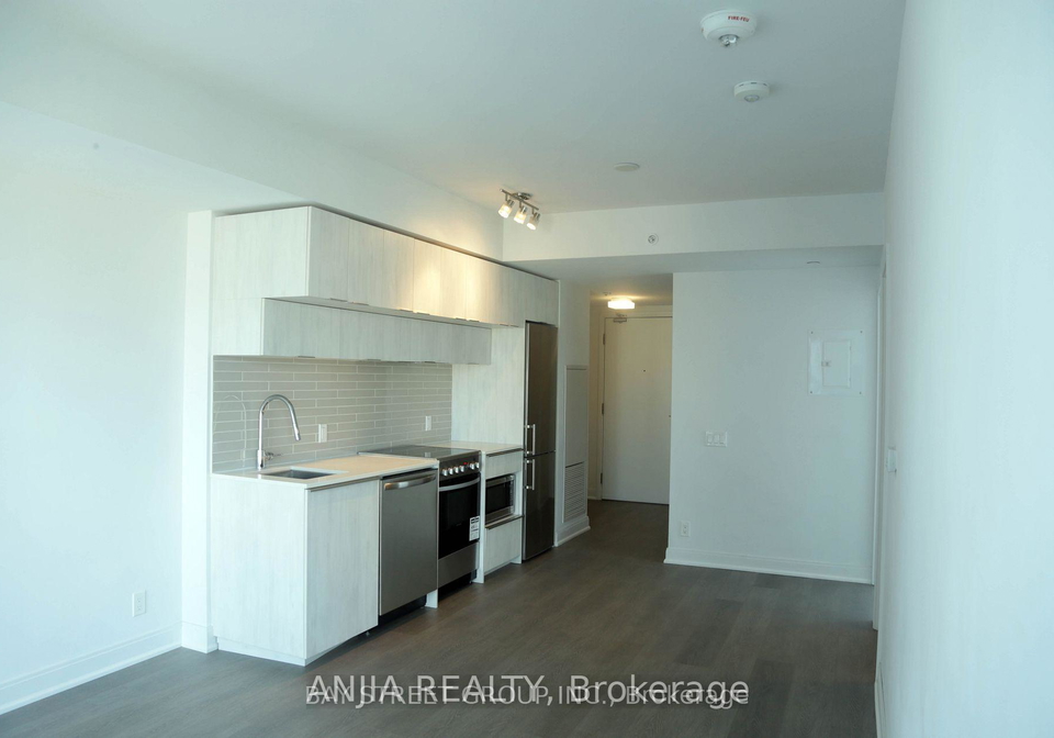 181-dundas-street-e-toronto-ontario-c12748588