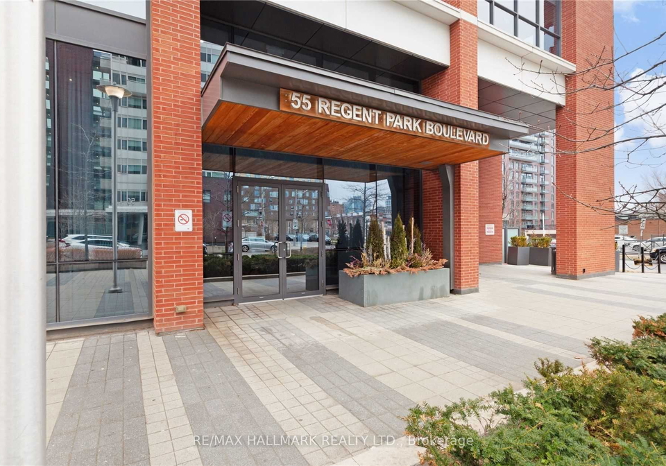 55-regent-park-boulevard-toronto-ontario-c12748608