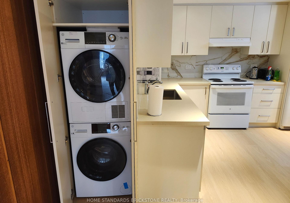 11-warlock-crescent-north-york-ontario-c12748890