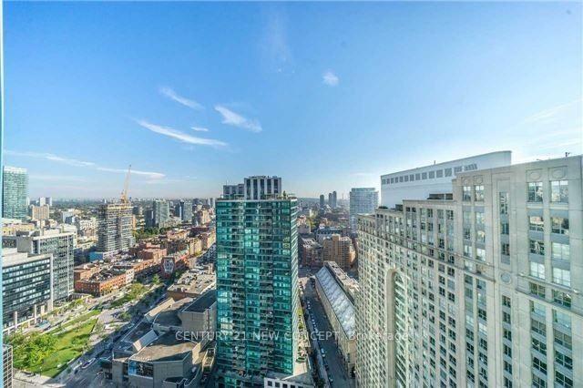 8-the-esplanade-toronto-ontario-c12749028