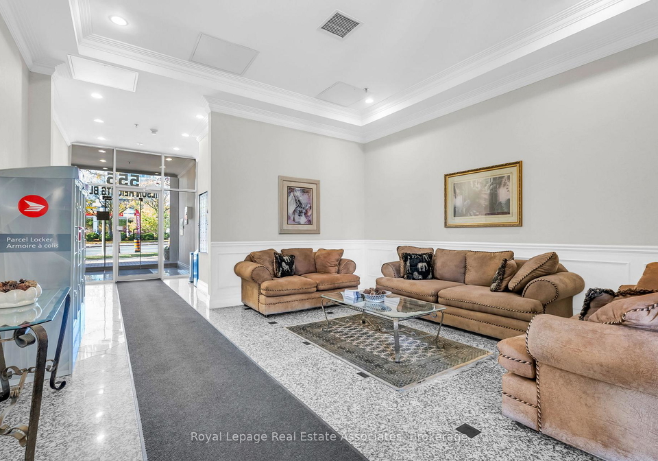 555-wilson-heights-boulevard-toronto-ontario-c12749244