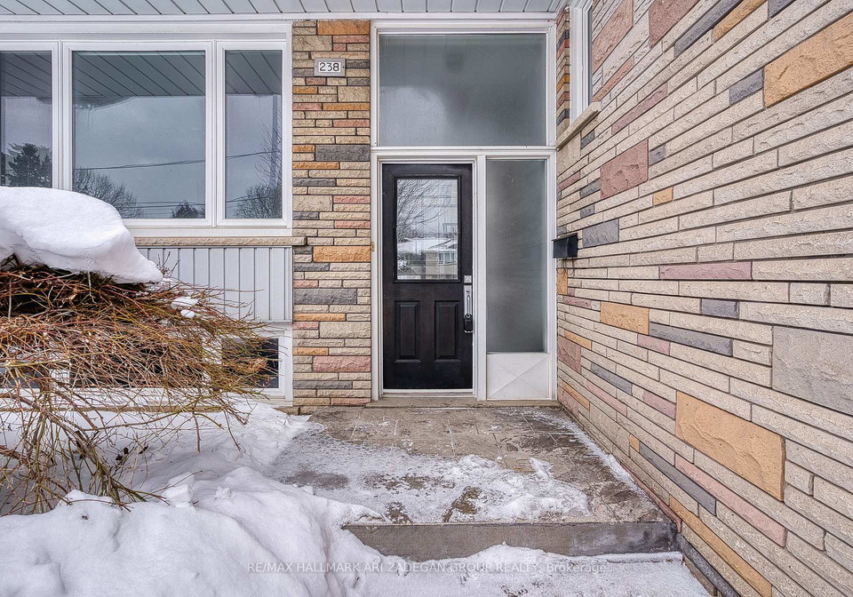 238-searle-avenue-toronto-ontario-c12749388