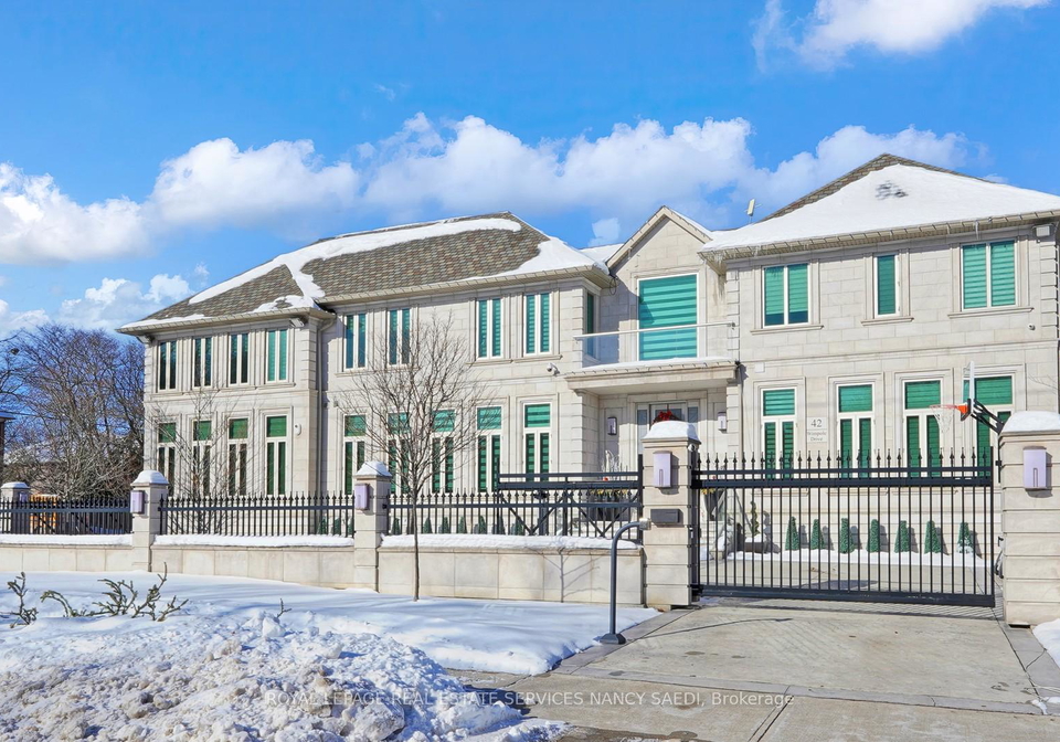 42-wimpole-drive-north-york-ontario-c12749392