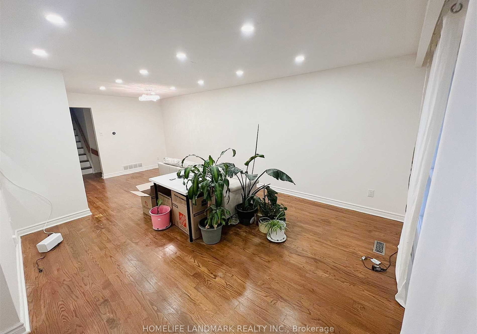 84-harrington-crescent-north-york-ontario-c12749396