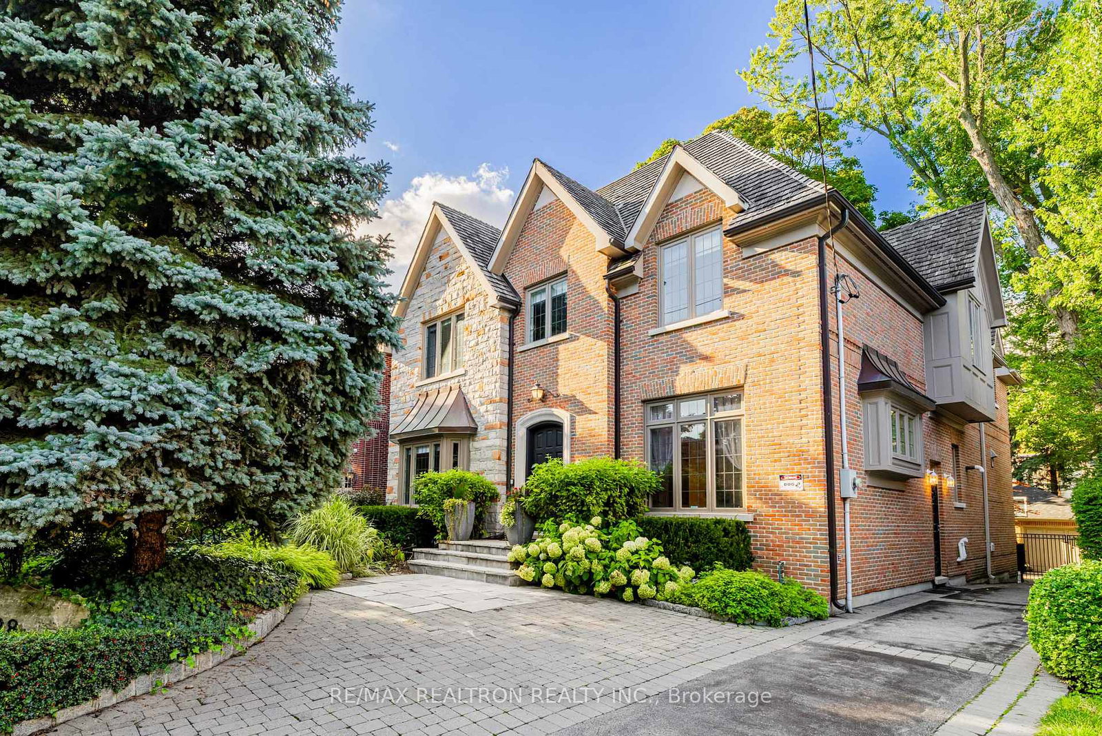 298-dawlish-avenue-north-york-ontario-c12749552